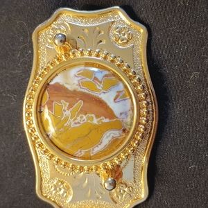 Vintage ladies gold tone western style belt buckle with Picture Jasper